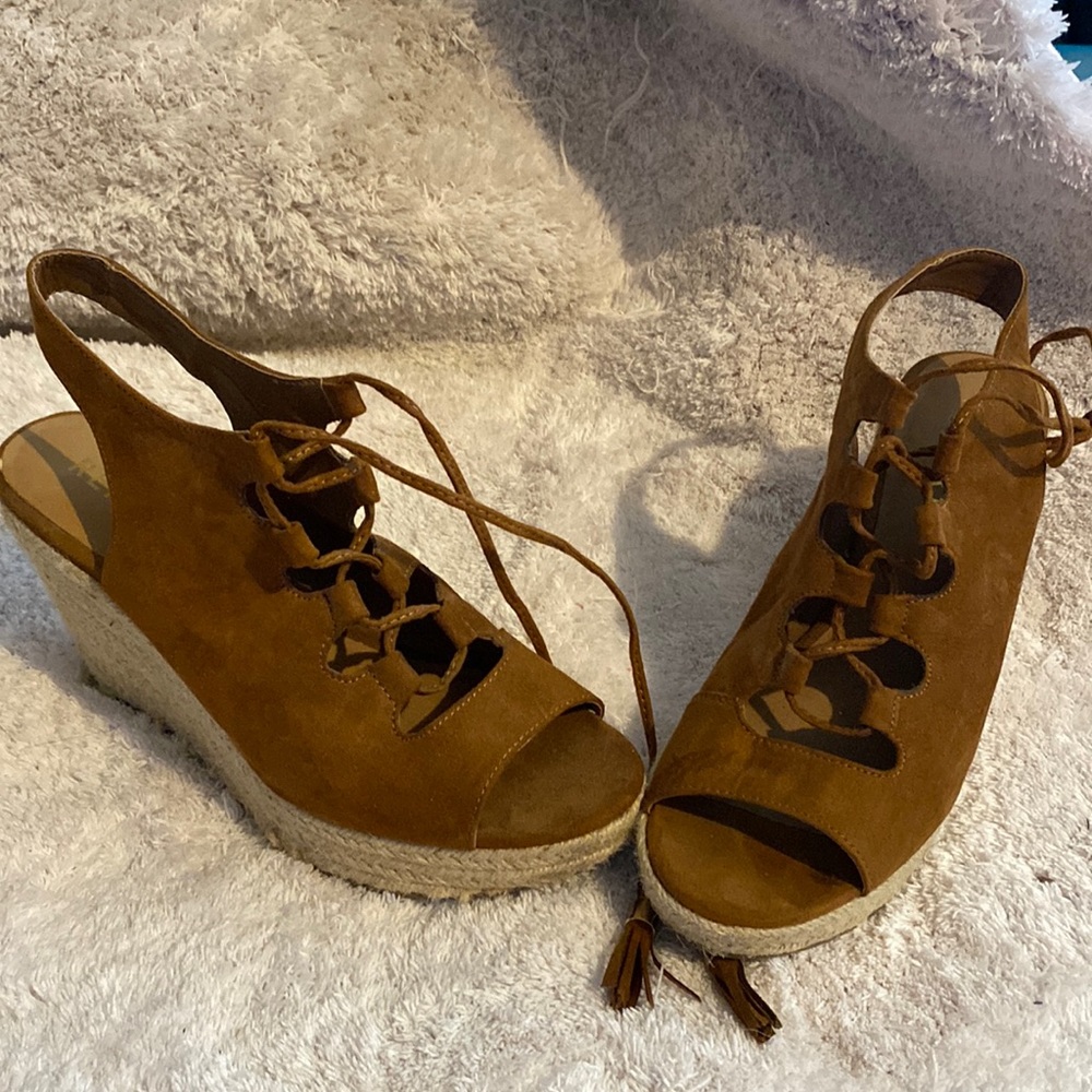Trendy wedges